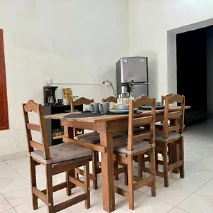 Casita Azul Colonial En El Centro De Merida. , Mérida Mexique