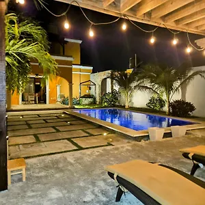 Casa Flamingos Altabi , Mérida Mexique